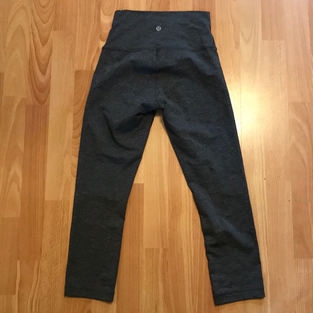 Lululemon Wunder Under cropped legging (gray)